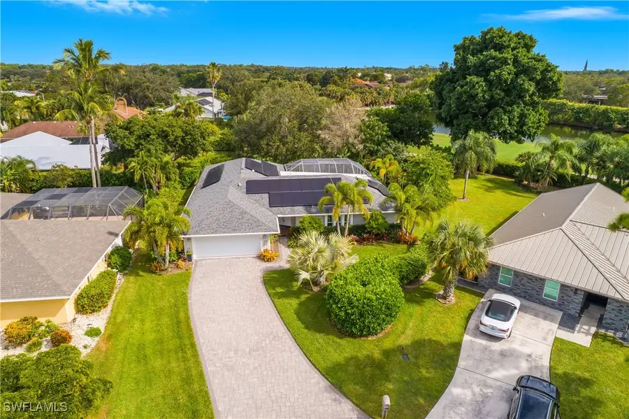 330 Country Club Drive, Naples, FL 34110 - Image #3