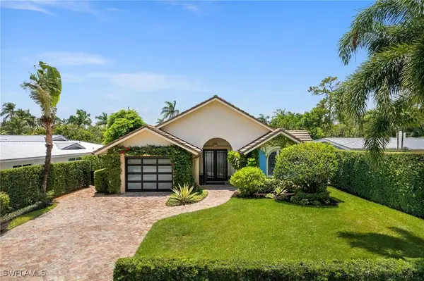 1228 Diana Avenue, Naples, FL 34103