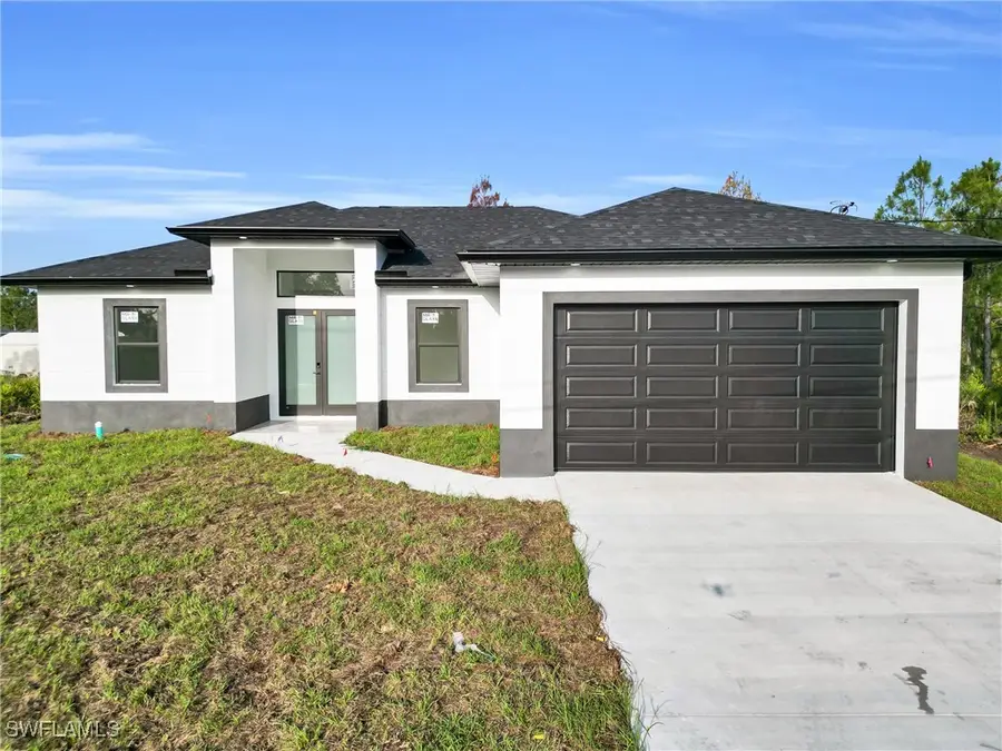 746 Colyer Street E, Lehigh Acres, FL 33974 - Image #2