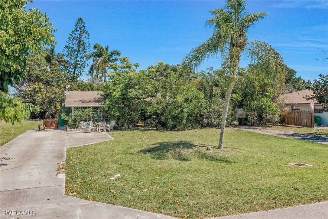 771 104th Avenue N, Naples, FL 34108 - Image #1