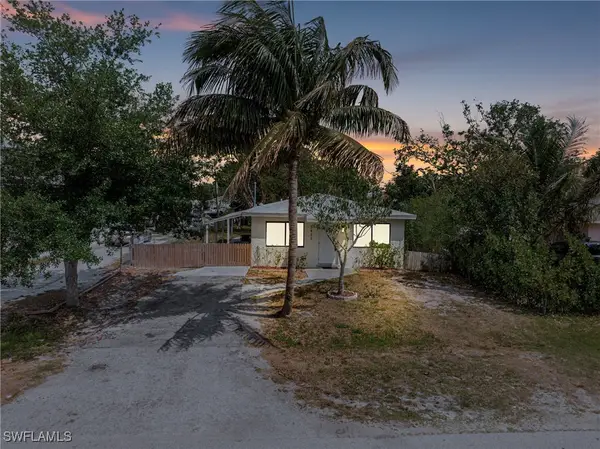 3433 Hibiscus Avenue, Naples, FL 34104