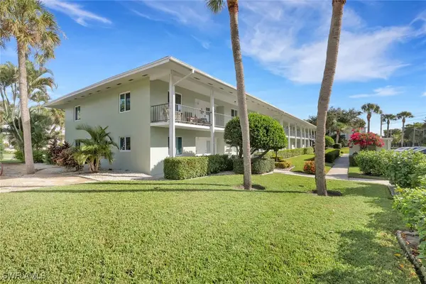 466 12th Avenue S #466, Naples, FL 34102