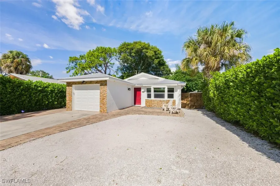 809 101st Avenue N, Naples, FL 34108 - Image #3