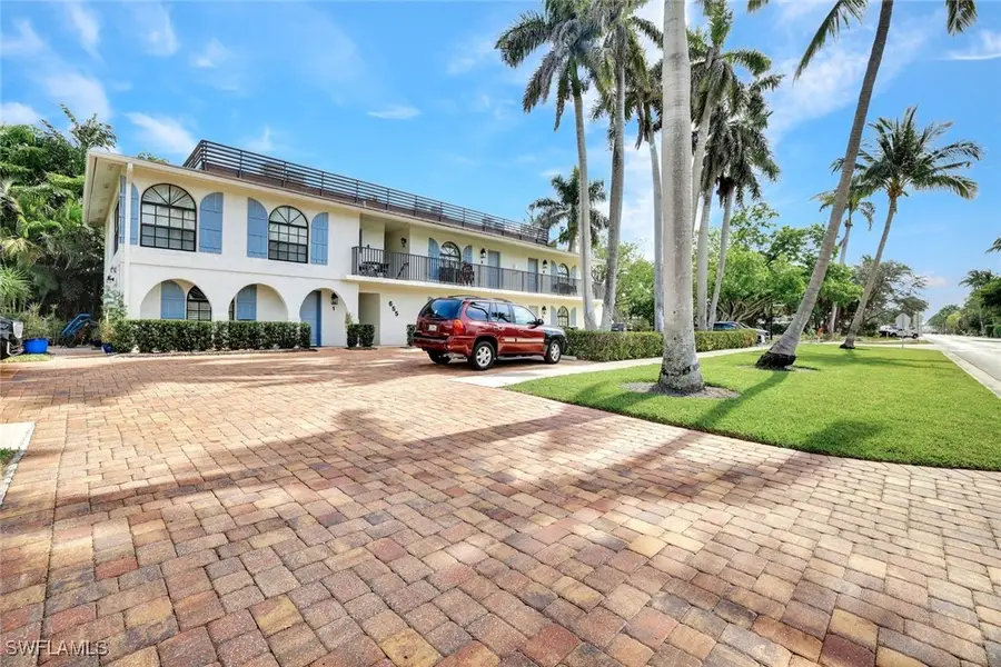 655 8th Avenue S #6, Naples, FL 34102 - Image #2
