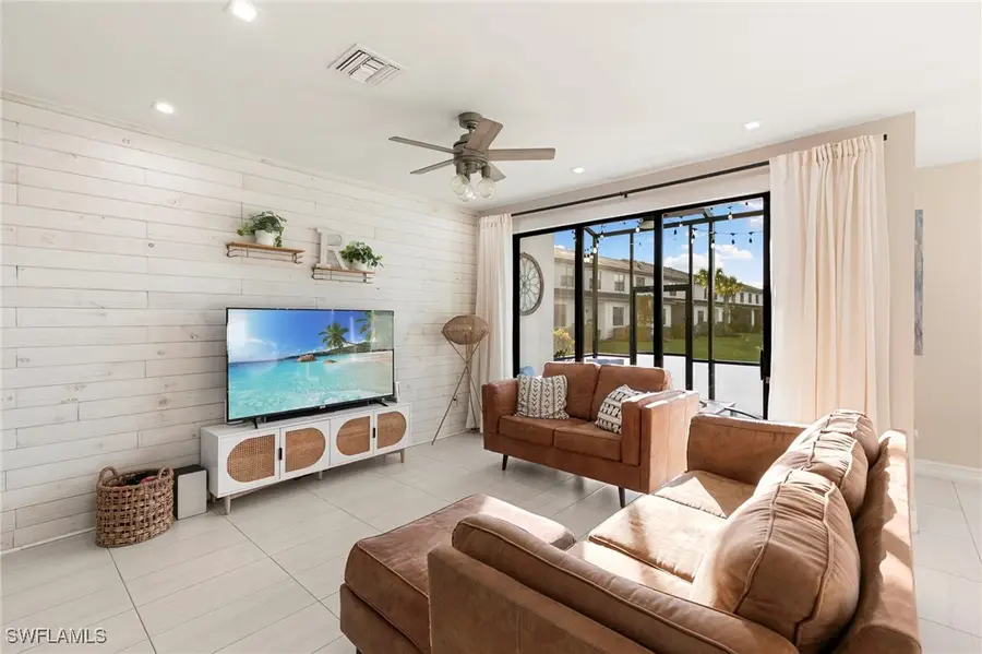 7421 Rockefeller Drive, Naples, FL 34119 - Image #2