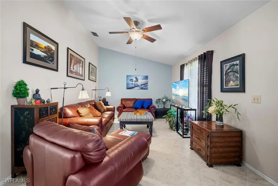 641 SW 9th Avenue, Cape Coral, FL 33991 - Image #2