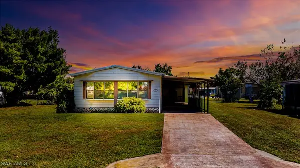 7627 Peyraud Drive, North Fort Myers, FL 33917