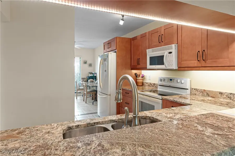 1208 Commonwealth Circle #J103, Naples, FL 34116 - Image #3