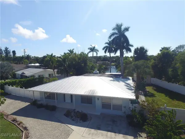 22 Constitution Drive, Naples, FL 34112