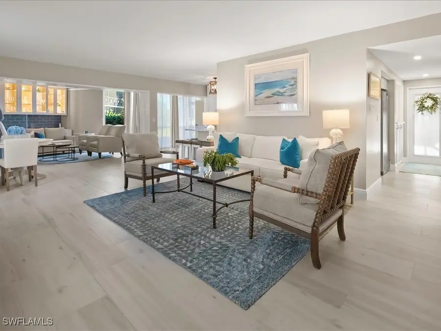 1568 Gulf Shore Boulevard N #4, Naples, FL 34102 - Image #2