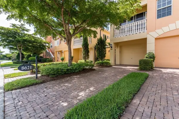 8621 Piazza Del Lago Circle #206, Estero, FL 33928