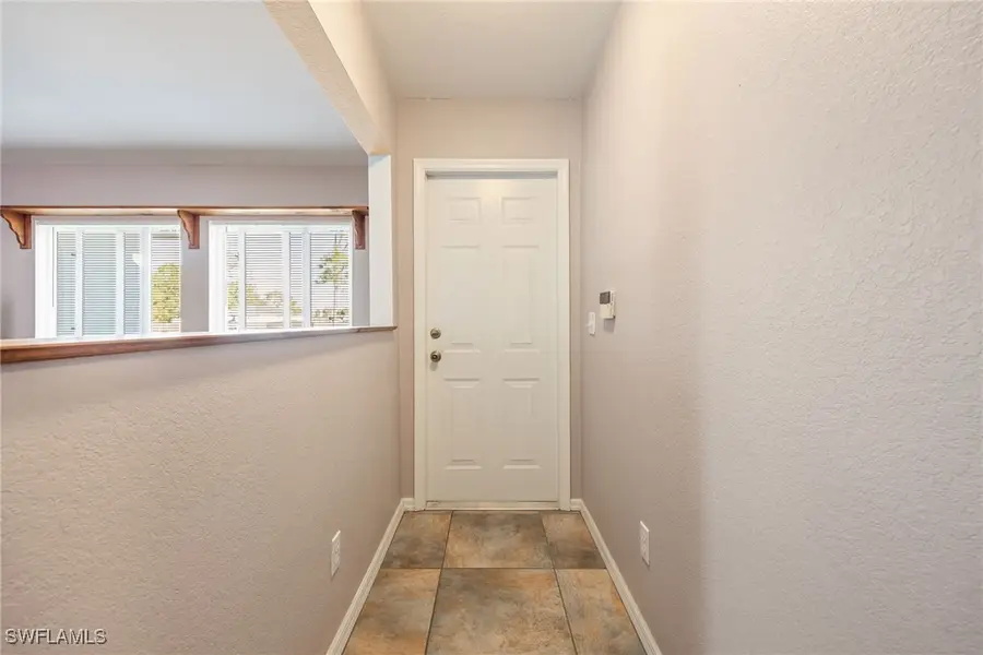 4230 33rd Avenue Ne, Naples, FL 34120 - Image #3