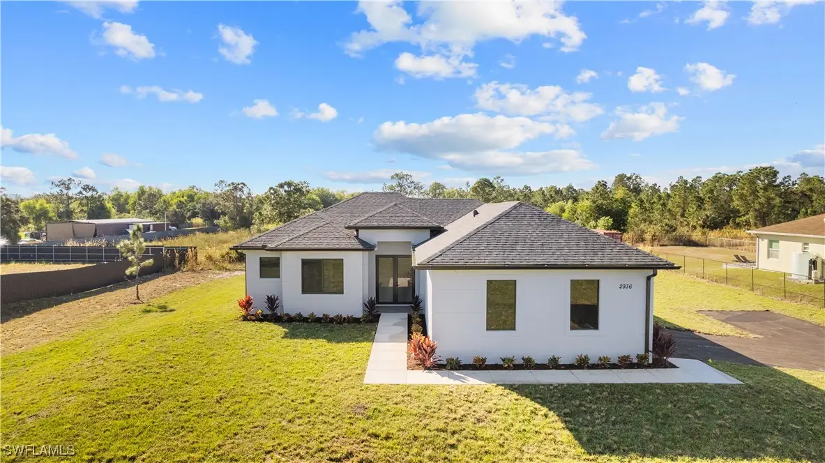 2664 43rd Avenue Ne, Naples, FL 34120 - Image #1