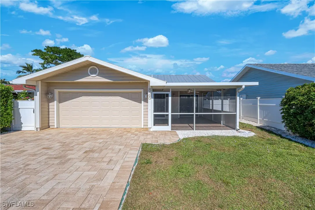 825 93rd Avenue N, Naples, FL 34108 - Image #1