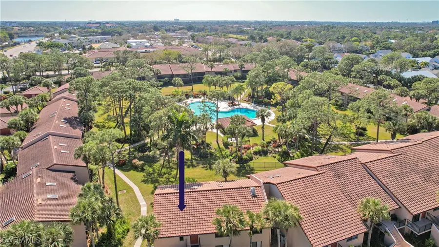 3219 Horse Carriage Way #2, Naples, FL 34105 - Image #3