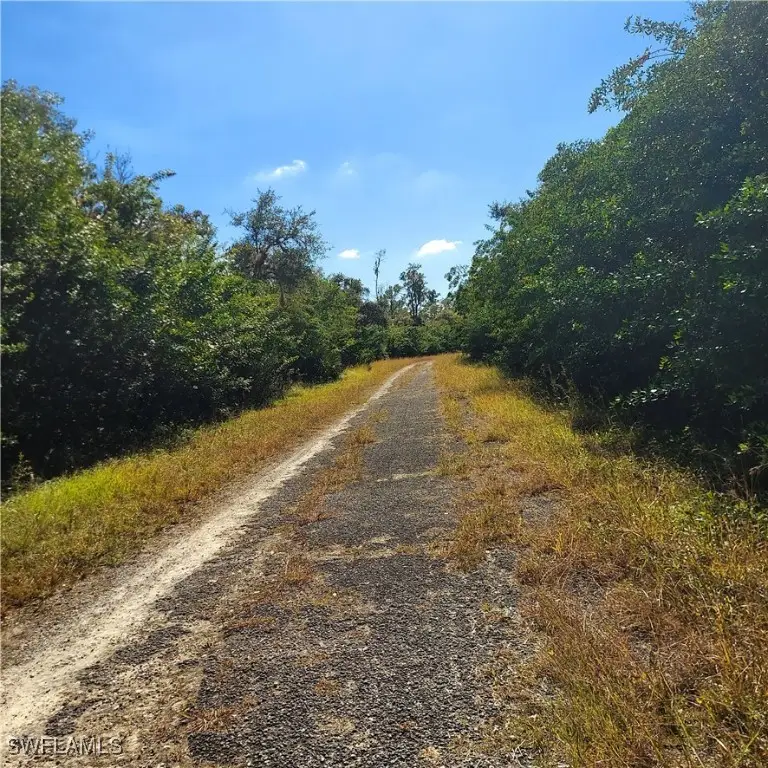 420 Mclean Circle, Lehigh Acres, FL 33972 - Image #2