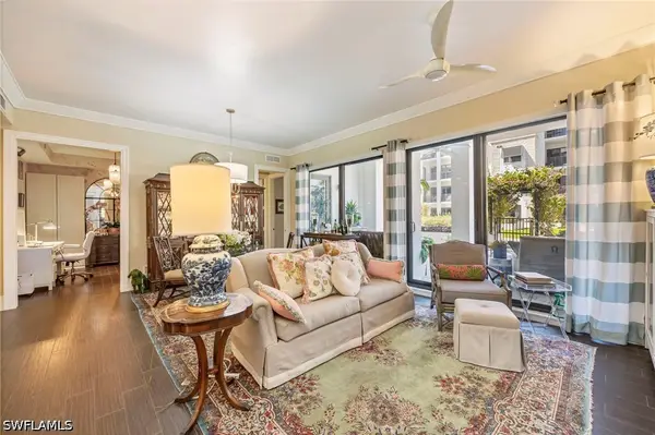 1030 3rd Avenue S #214, Naples, FL 34102