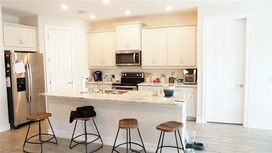 860 Heather Lake Avenue, Cape Coral, FL 33993 - Image #3