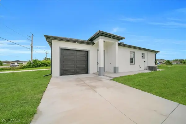 4833-4835 Leonard Boulevard S, Lehigh Acres, FL 33973