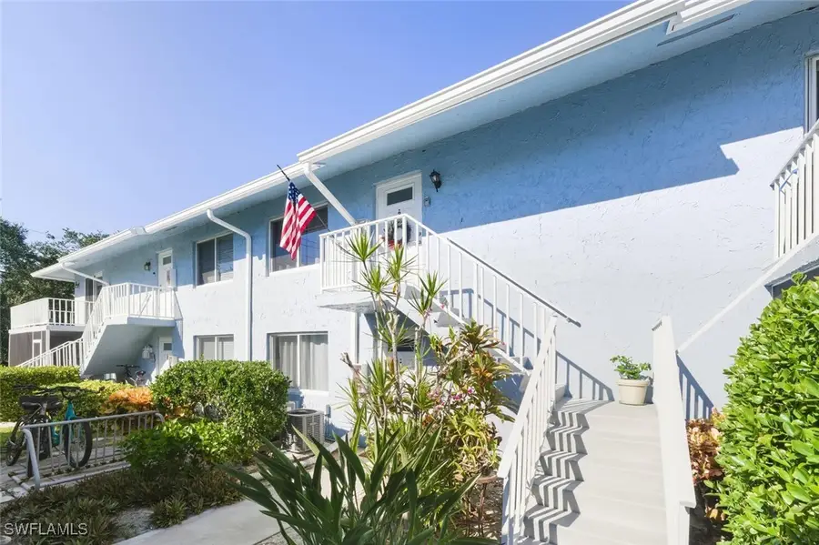 272 Palm Drive #2, Naples, FL 34112 - Image #3