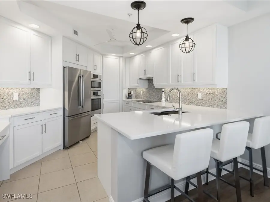 445 Cove Tower Drive #704, Naples, FL 34110 - Image #2