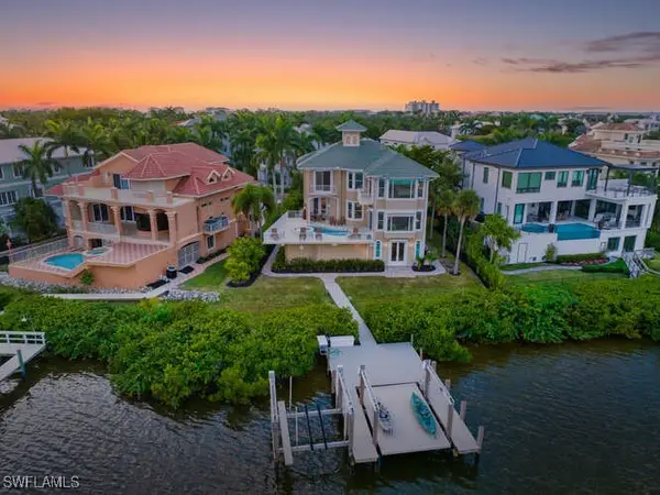 208 San Mateo Drive, Bonita Springs, FL 34134