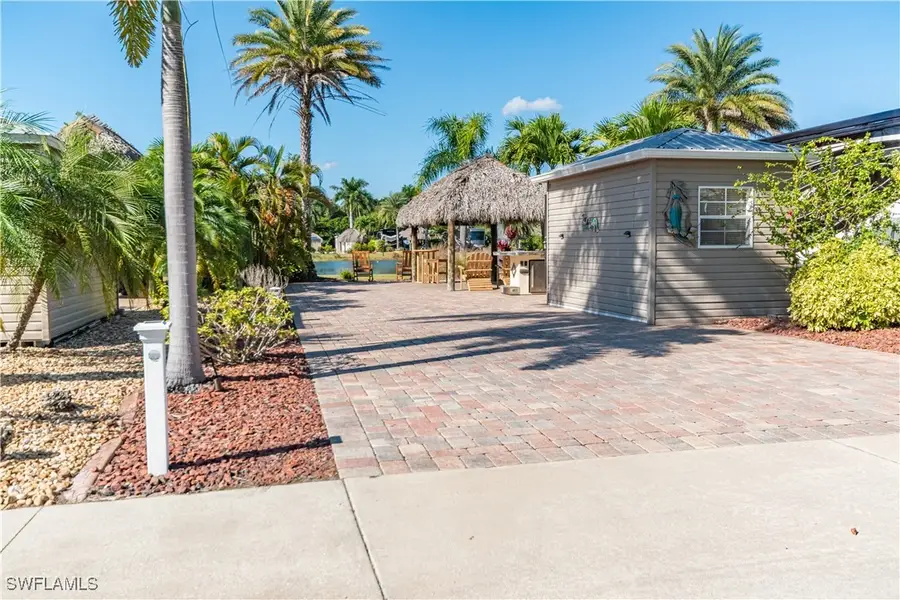 5216 Pineland Daisy Trail, Fort Myers, FL 33905 - Image #2