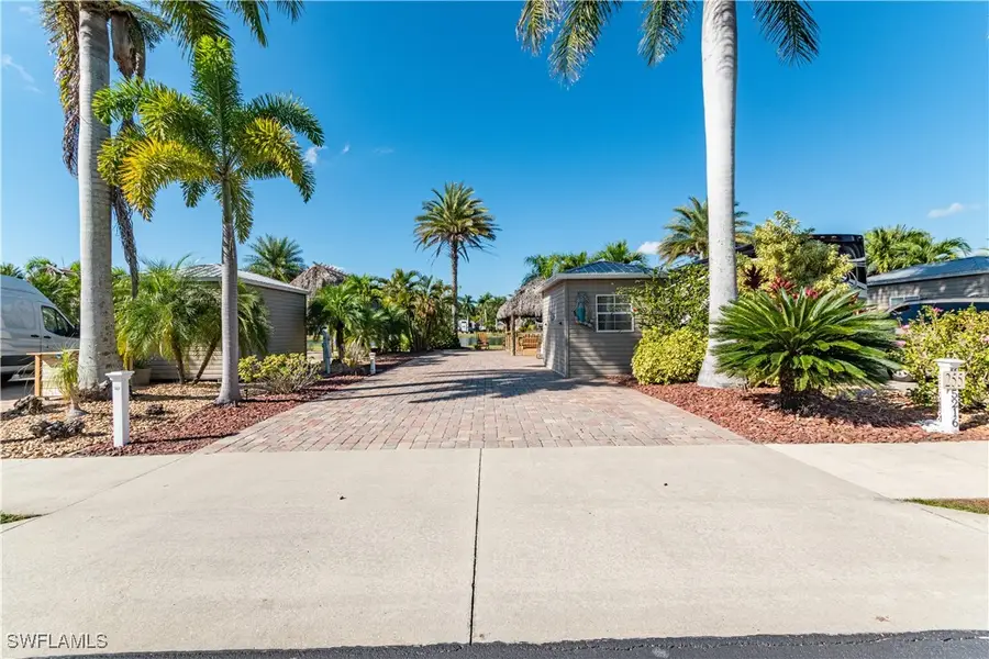 5216 Pineland Daisy Trail, Fort Myers, FL 33905 - Image #3