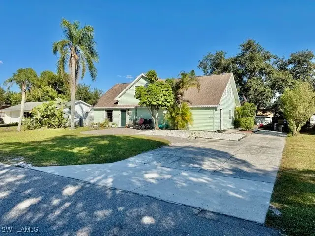 27673 Los Amigos Lane, Bonita Springs, FL 34135 - Image #3