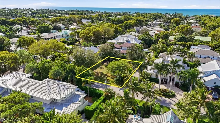 245 5th Street N, Naples, FL 34102 - Image #2