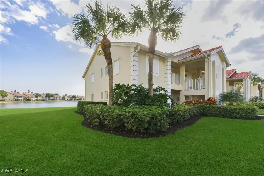 7772 Emerald Circle #101, Naples, FL 34109 - Image #3