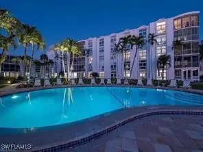 400 Park Shore Drive #102, Naples, FL 34103
