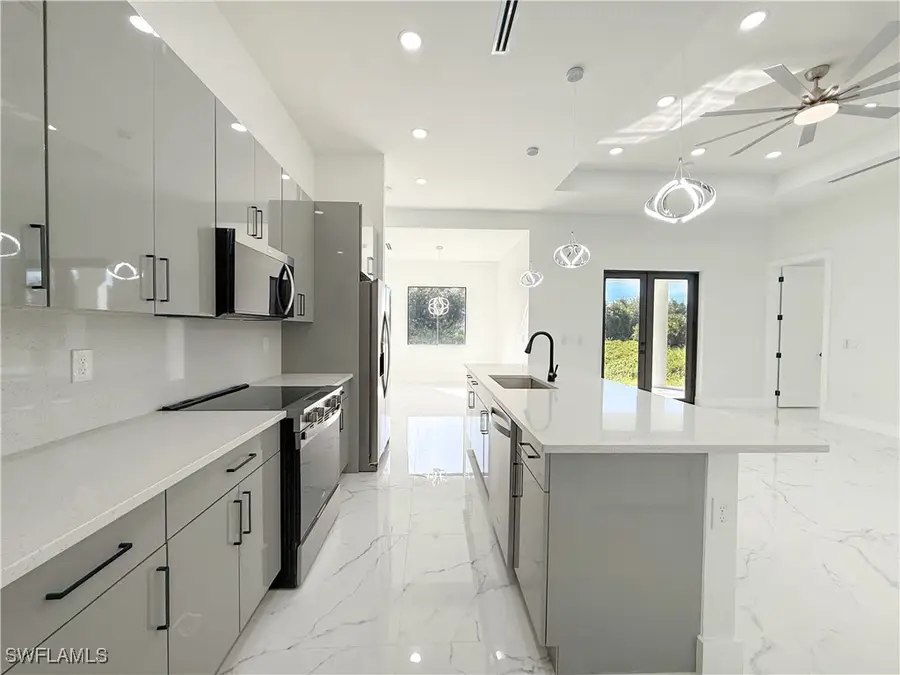 436 Rathburn Street, Lehigh Acres, FL 33974 - Image #3