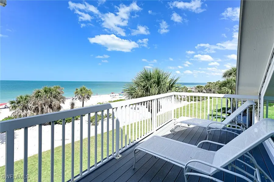 143 Barefoot Circle #5, Bonita Springs, FL 34134 - Image #3