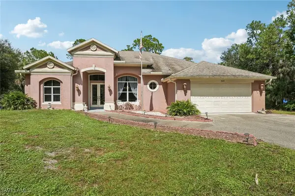 2621 Golden Gate Boulevard W, Naples, FL 34120