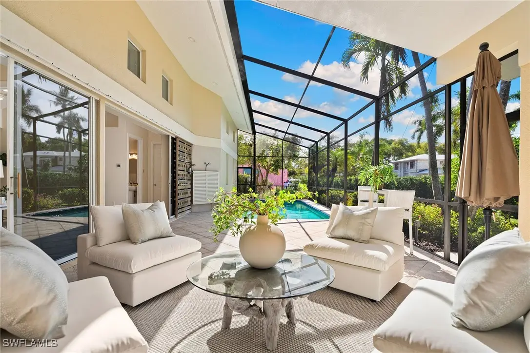 416 3rd Avenue N, Naples, FL 34102 - Image #1