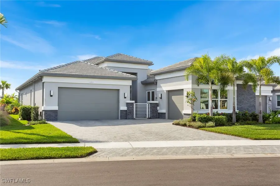 12165 Eucalyptus Way, Naples, FL 34120 - Image #2