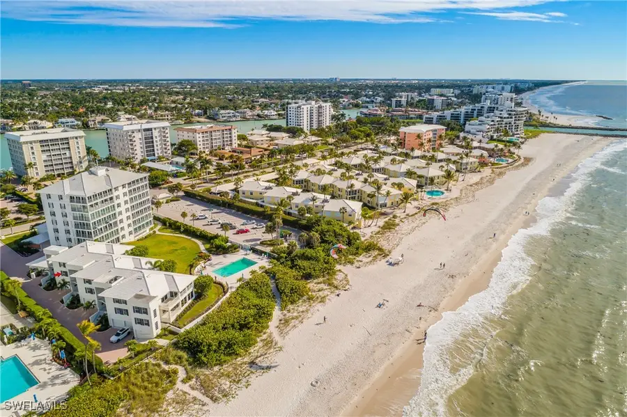 2701 Gulf Shore Boulevard N #5, Naples, FL 34103 - Image #3