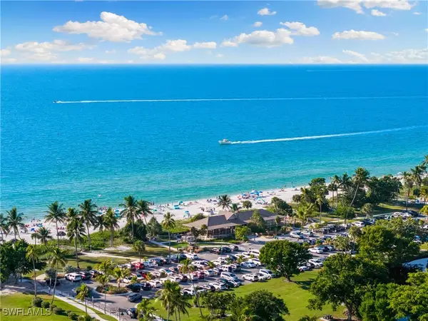 1400 Gulf Shore Boulevard N #201, Naples, FL 34102