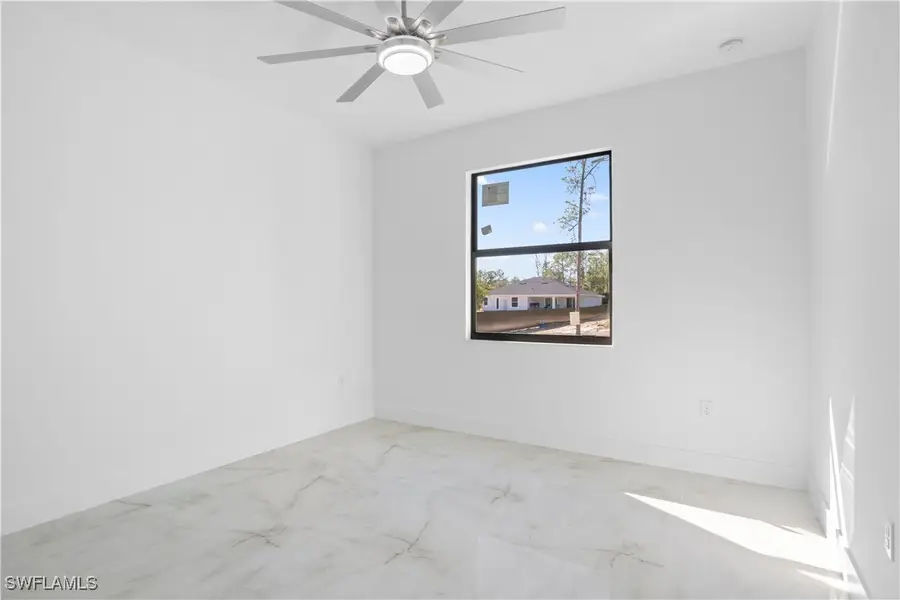 1405 Glenn Avenue, Lehigh Acres, FL 33972 - Image #3