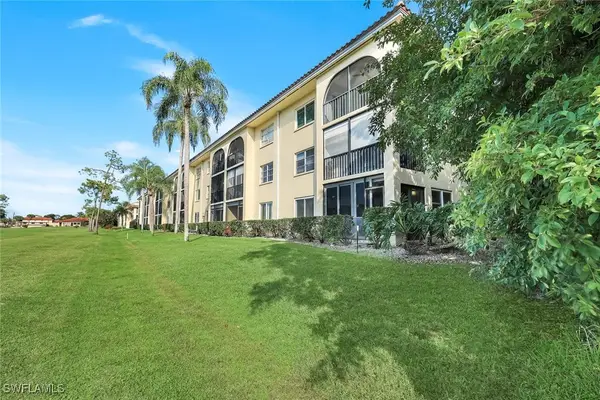 201 Quail Forest Boulevard #101, Naples, FL 34105