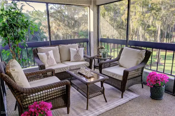 200 Wyndemere Way #B302, Naples, FL 34105