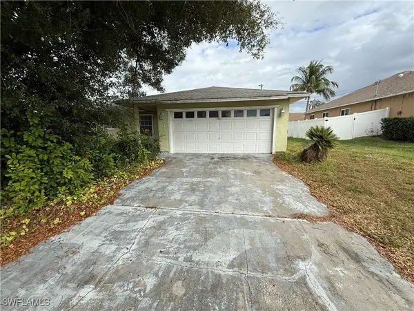 633 SW 10th Place, Cape Coral, FL 33991