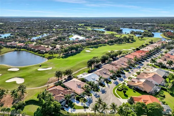 6679 Castlelawn Place #16, Naples, FL 34113