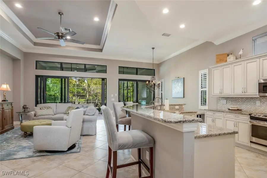 7315 Lantana Circle N, Naples, FL 34119 - Image #2