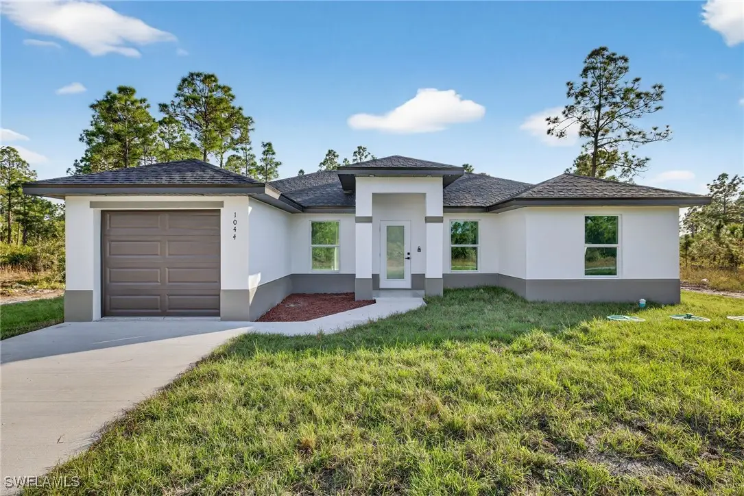 1044 Cresthaven Street, Lehigh Acres, FL 33974 - Image #1