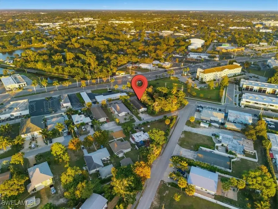 2463 Washington Avenue, Naples, FL 34112 - Image #3