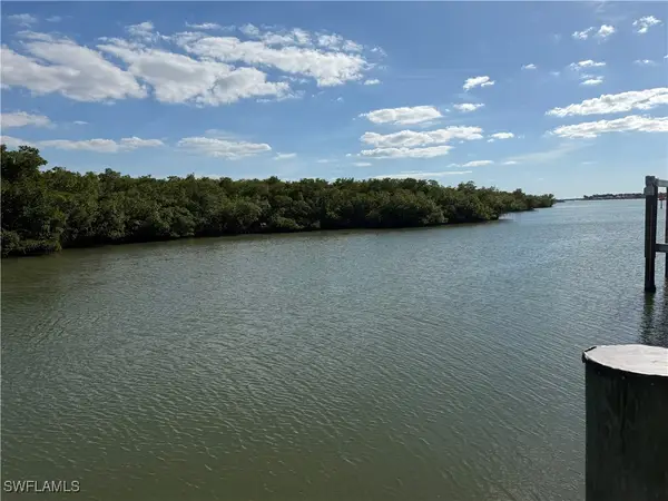 2195 Sheepshead Drive, Naples, FL 34102