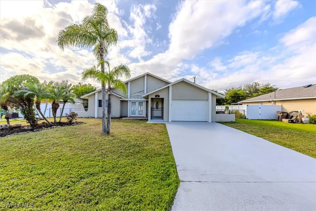 620 SE 11th Avenue, Cape Coral, FL 33990 - Image #1