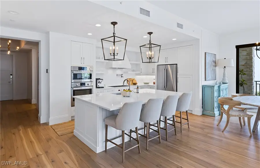 1135 3rd Avenue S #302, Naples, FL 34102 - Image #3